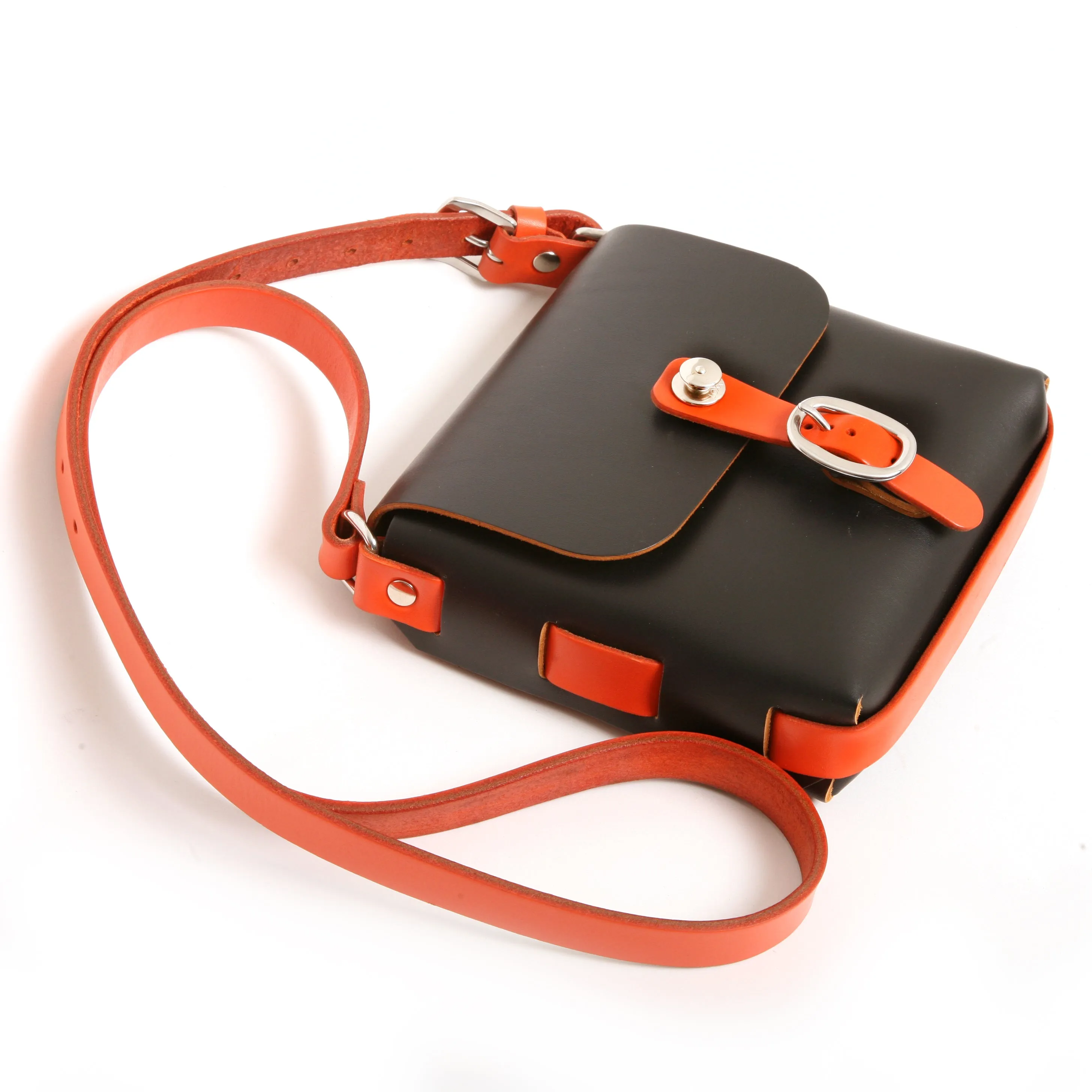 CASO Medio crossbody black & orange